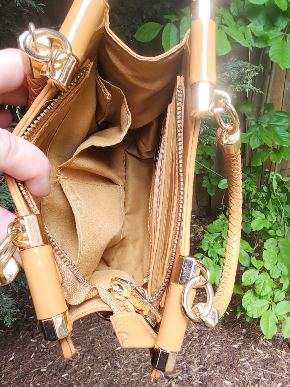 *NWOT* BEBE Women's Small Caramel Patent dual handbag & crossbody purse - Picture 7 of 16